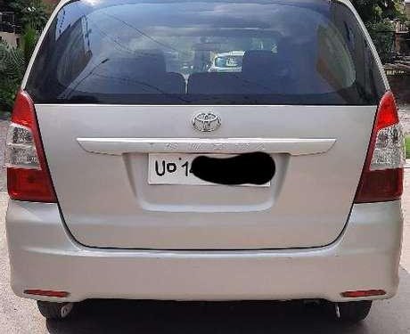 Toyota Innova 2.0 GX 8 STR BS-IV, 2012, Diesel MT in Ghaziabad