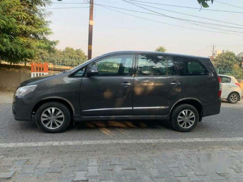 2015 Toyota Innova MT for sale in Agra