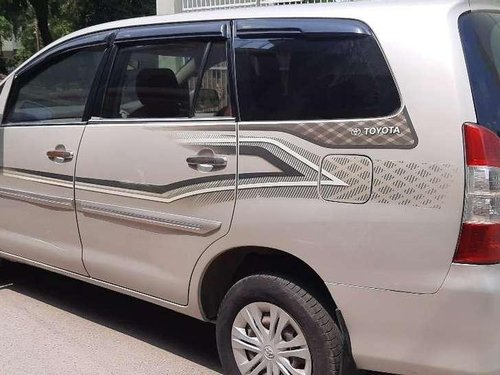 Toyota Innova 2.0 GX 8 STR BS-IV, 2012, Diesel MT in Ghaziabad