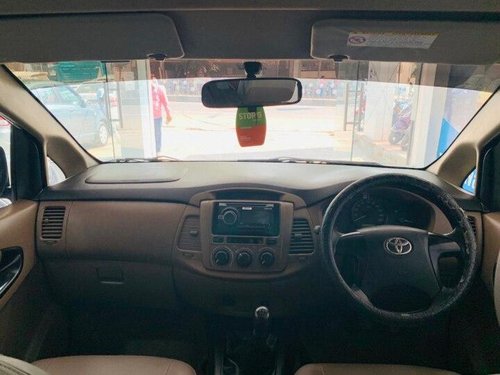 Used 2016 Toyota Innova MT for sale in Lucknow