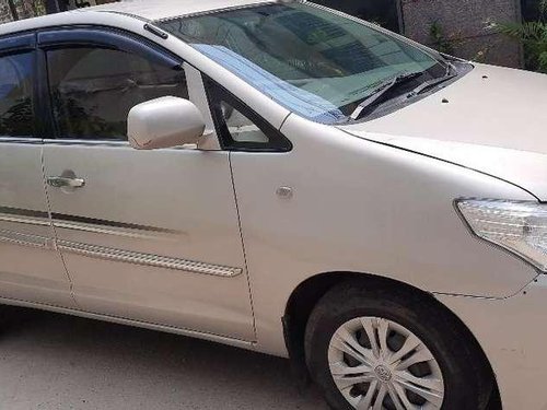 Toyota Innova 2.0 GX 8 STR BS-IV, 2012, Diesel MT in Ghaziabad