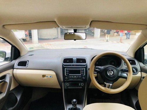 Used Volkswagen Vento 2014 MT for sale in Surat 