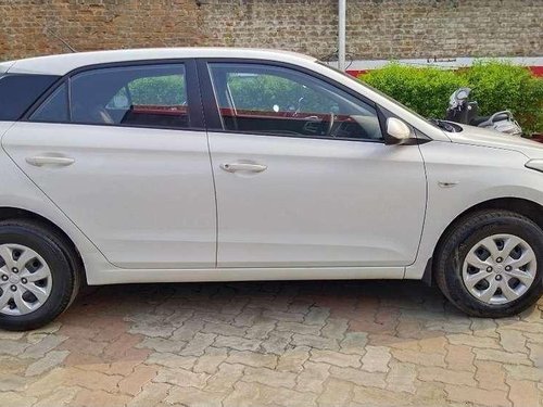 Used 2016 Hyundai i20 Magna MT for sale in Anand 