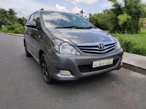 Used Toyota Innova 2010 MT for sale in Thrissur 