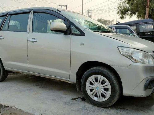 2012 Toyota Innova MT for sale in Kanpur 