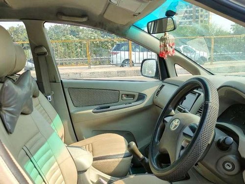 2012 Toyota Innova MT for sale in Kanpur 