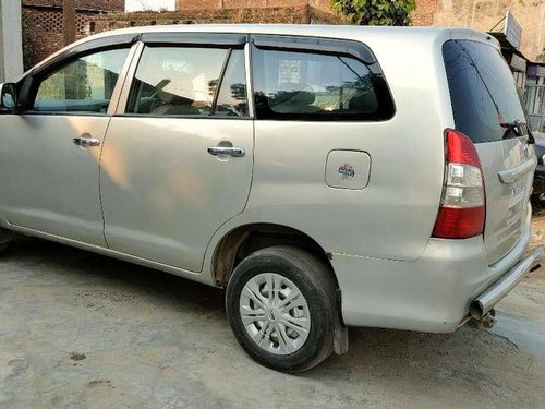 2012 Toyota Innova MT for sale in Kanpur 