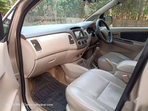 Used Toyota Innova 2011 MT for sale in Mira Road 