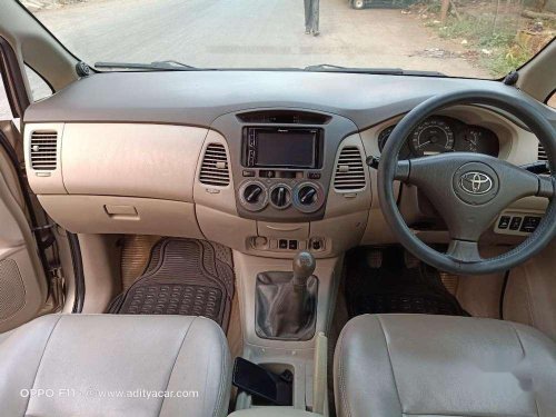 Used Toyota Innova 2011 MT for sale in Mira Road 