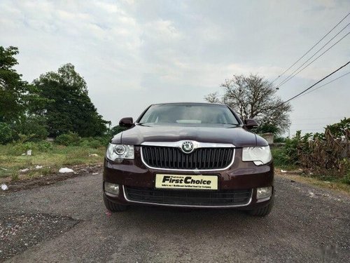 Used Skoda Superb 2011 AT for sale in Surat 