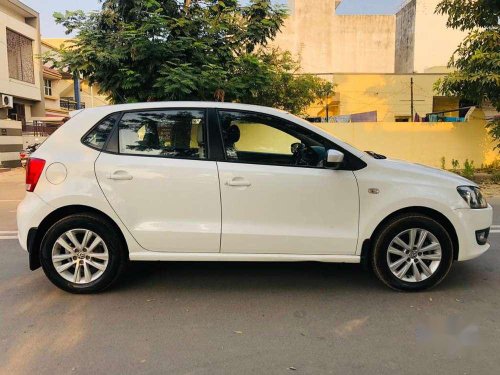 Volkswagen Polo Highline, 2013, MT in Ahmedabad 