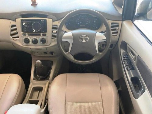 Used Toyota Innova 2012 MT for sale in Panvel