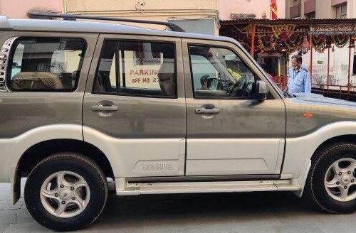 2011 Mahindra Scorpio VLS 2.2 mHawk MT in Ahmedabad