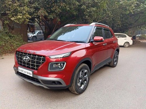 Hyundai Venue 2019 AT for sale in New Delhi9