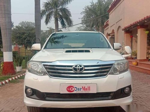 Toyota Fortuner 2012 MT for sale in Agra