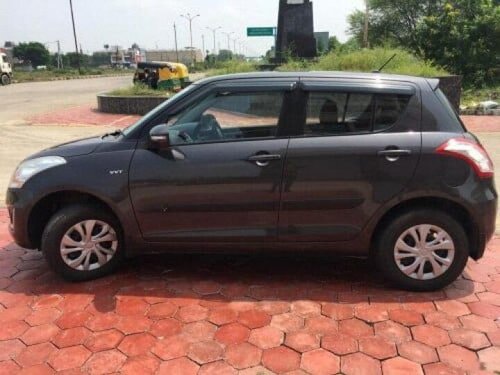 Maruti Swift VXI BSIV 2016 MT for sale in Indore