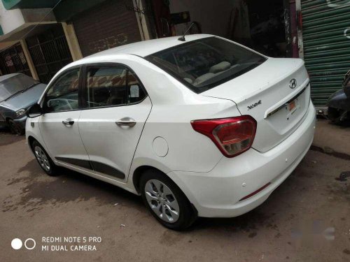 Hyundai Xcent 2016 MT for sale in Bhopal