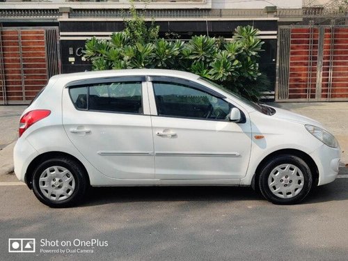 Hyundai i20 1.2 Magna 2011 MT for sale in New Delhi