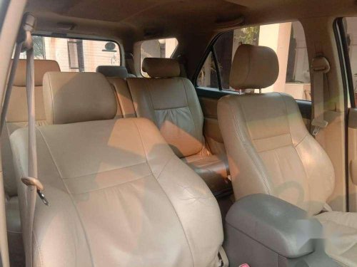 Toyota Fortuner 2012 MT for sale in Agra