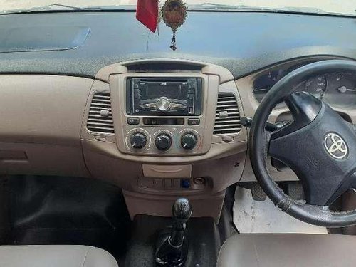 Toyota Innova 2015 MT for sale in Kanpur