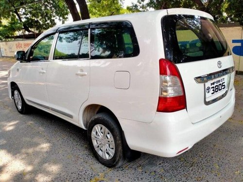 Toyota Innova 2016 MT for sale in Indore