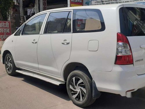 2011 Toyota Innova MT for sale in Kanpur