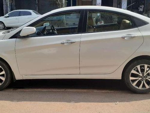 Hyundai Fluidic Verna 2015 MT for sale in Kanpur