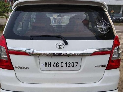 Toyota Innova 2.5 G4 7 STR, 2012, Diesel MT in Aluva