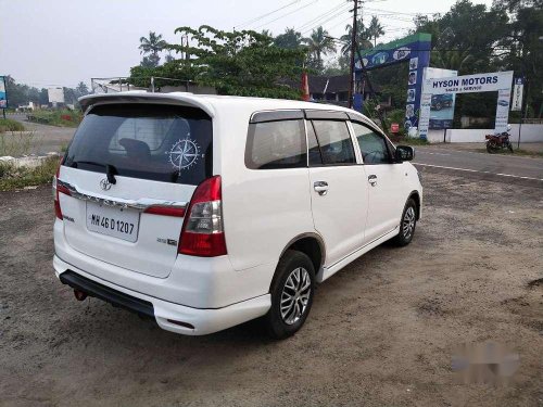 Toyota Innova 2.5 G4 7 STR, 2012, Diesel MT in Aluva