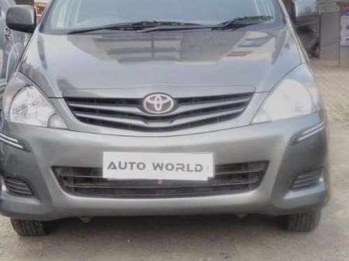 2010 Toyota Innova 2.5 E MT for sale in Nashik