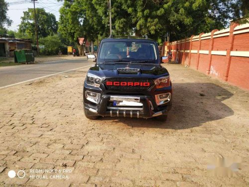 Mahindra Scorpio S10, 2017, Diesel MT in Varanasi