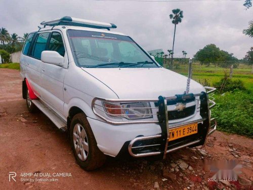 Used 2013 Chevrolet Tavera MT for sale in Tirunelveli