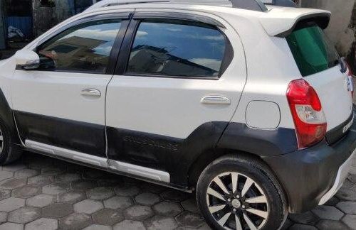 Toyota Etios Cross 1.4L VD 2014 MT for sale in Chennai 