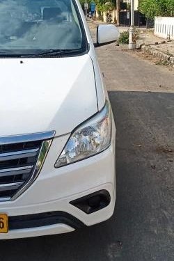 Used Toyota Innova 2014 MT for sale in Ahmedabad 