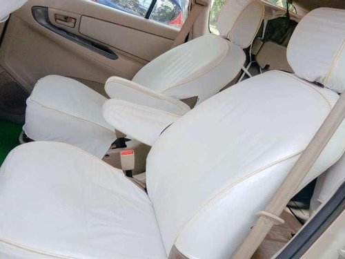 Used Toyota Innova 2014 MT for sale in Kochi 