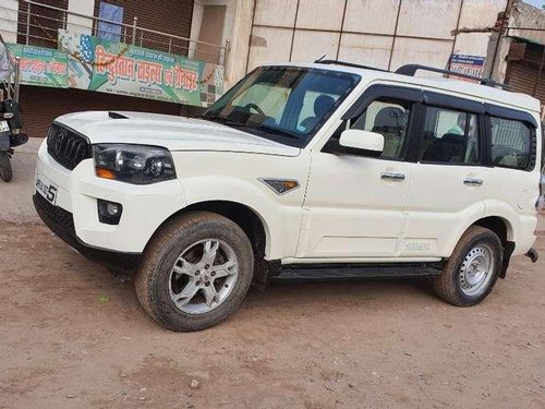 Used Mahindra Scorpio 2014 MT for sale in Agra 