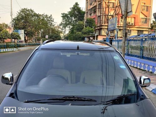 Renault Lodgy 110PS RxZ 8 Seater 2015 MT in Kolkata 