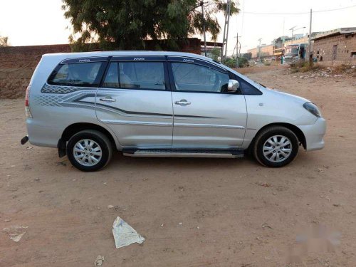 Used Toyota Innova 2011 MT for sale in Vijapur 