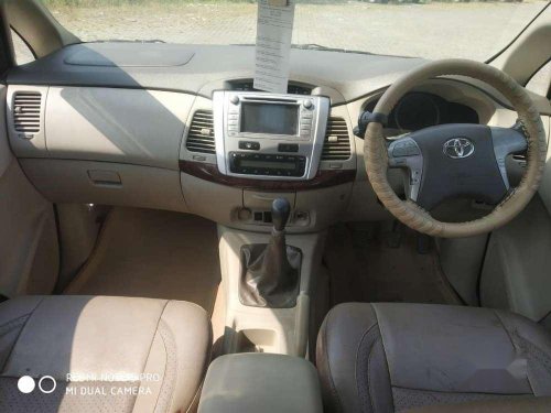 Used 2013 Toyota Innova MT for sale in Kharghar 