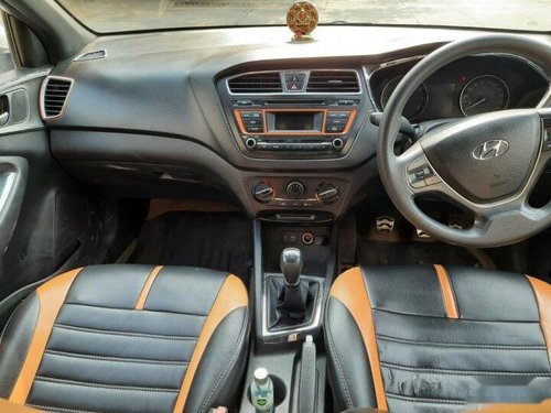 Used Hyundai i20 Active 2015 MT for sale in Thane