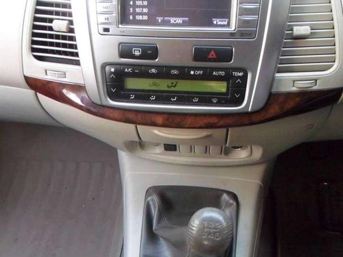 Used Toyota Innova 2014 MT for sale in Halli 