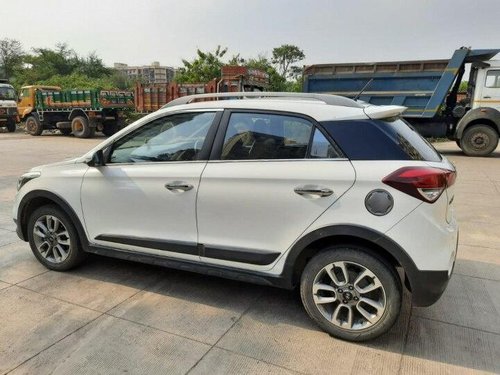 Used Hyundai i20 Active 2015 MT for sale in Thane