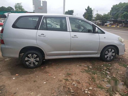 Used 2013 Toyota Innova MT for sale in Anand 