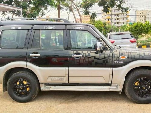 Used 2013 Mahindra Scorpio VLX MT for sale in Hyderabad