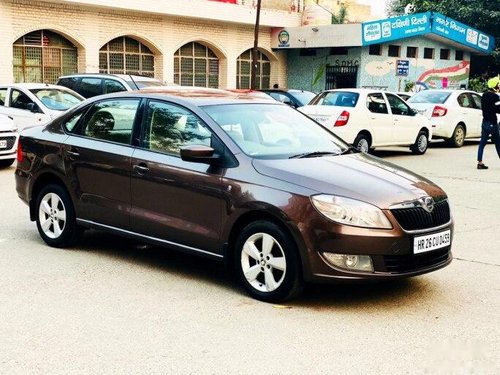 Used Skoda Rapid 1.5 TDI AT Ambition 2016 AT in New Delhi