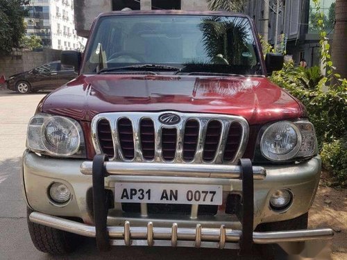 Mahindra Scorpio SLX 2.6 Turbo 7 Str 2006 MT in Hyderabad 