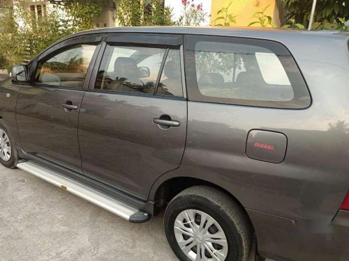 Used Toyota Innova 2013 MT for sale in Salem 