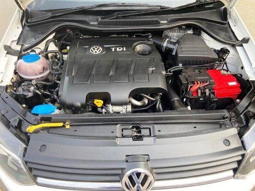 Volkswagen Polo 1.5 TDI Highline 2016 MT for sale in Ahmedabad 