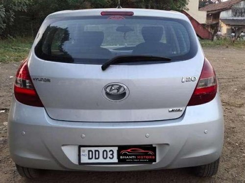 Used Hyundai i20 Asta 1.4 CRDi 2010 MT for sale in Vapi 