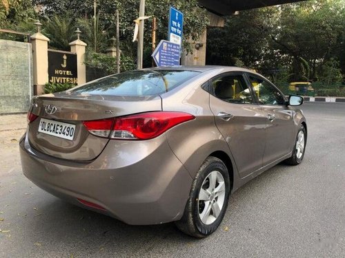 Used Hyundai Elantra CRDi SX AT 2015 AT in New Delhi 